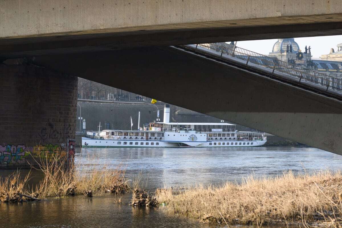 Schiffe können eingestürzte Carolabrücke bald passieren