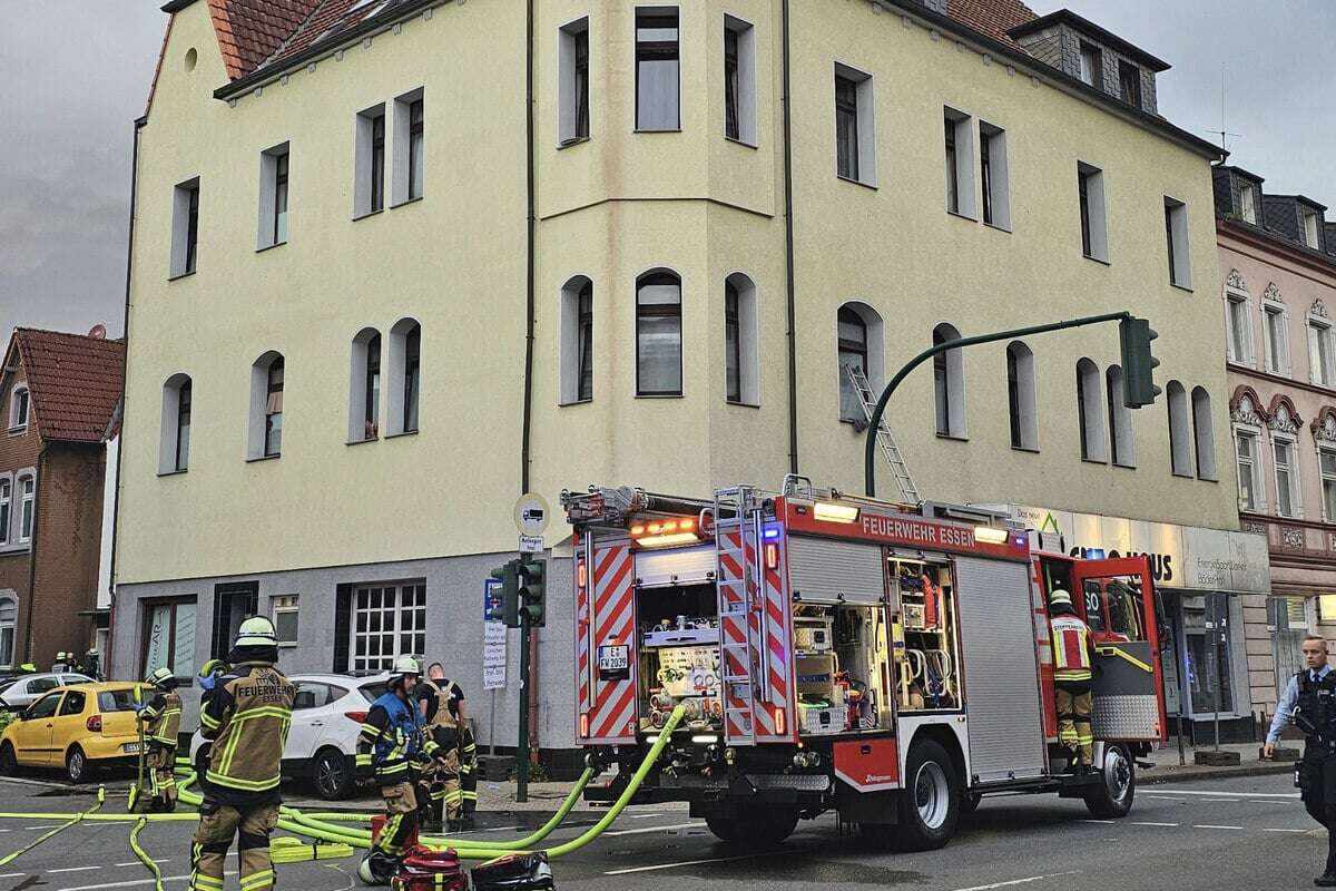 Mehrere Brände halten Feuerwehr in Atem: Kinder unter den Verletzten