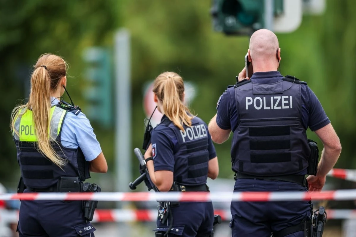 Acht Schüsse auf Parkplatz: Polizei nennt weitere Details, hat aber keine heiße Spur