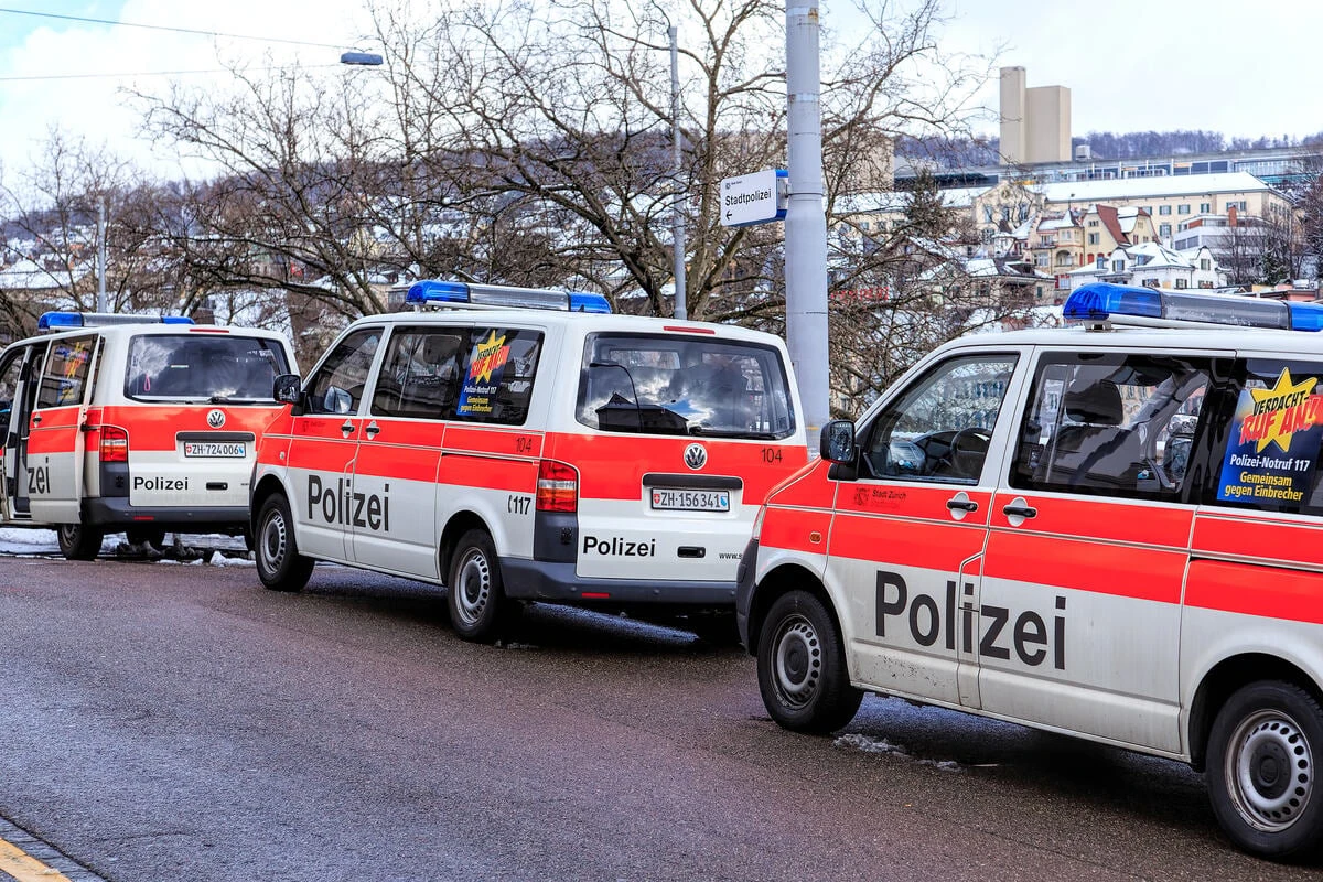 Staatsverweigerer entführt 27-Jährigen im Auto: Hatte der Täter eine Waffe dabei?