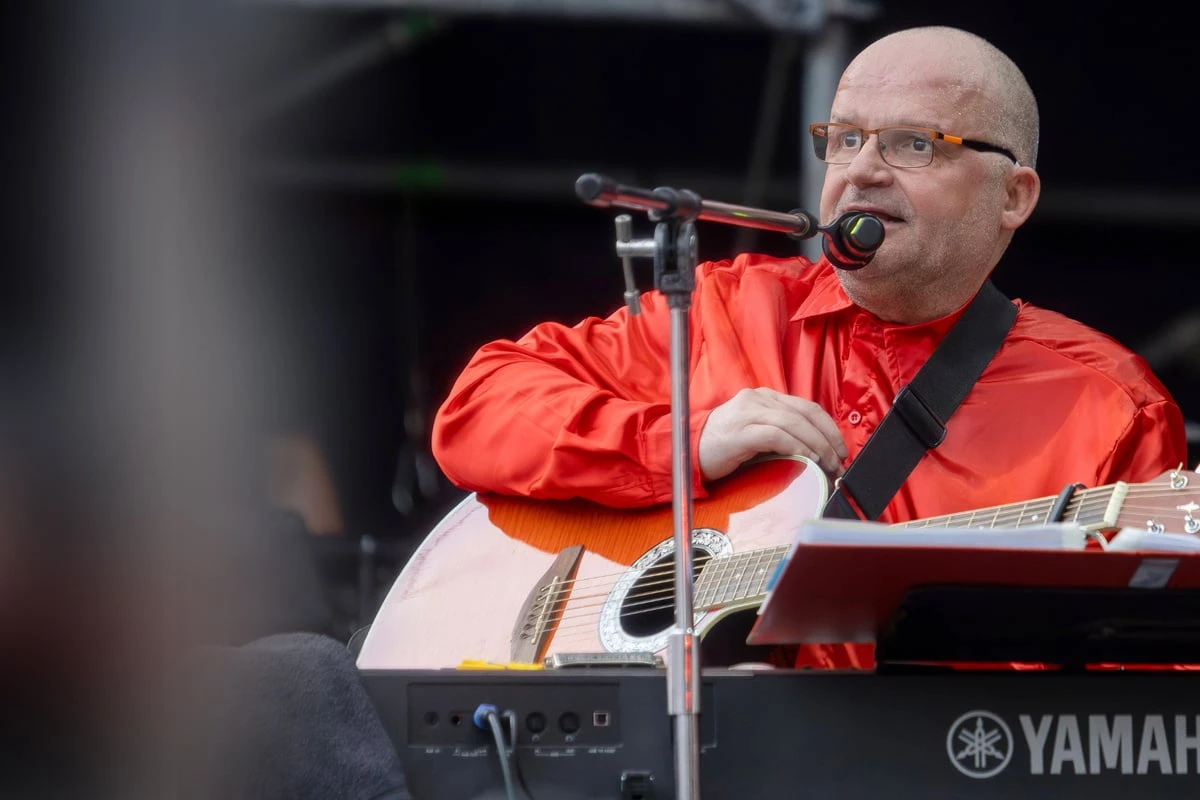 Schnapszahl-Jubiläum: Dresdner Sänger Thomas Stelzer hat Grund zum Feiern