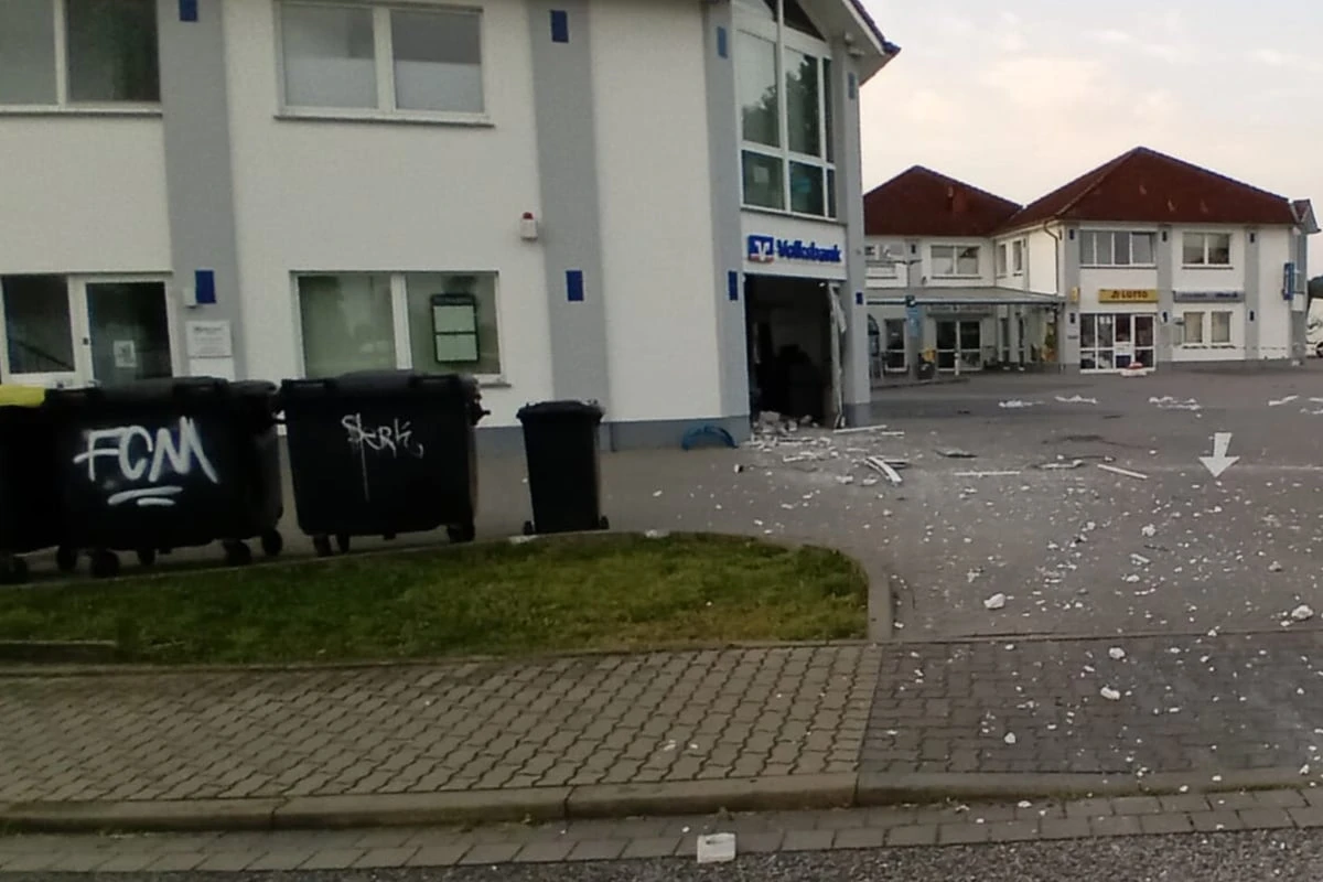 Bankautomat in die Luft gesprengt: Was ist passiert?