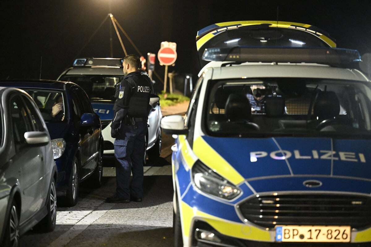 Über 200 illegale Einreisen bei Grenzkontrollen in NRW - Schleuser festgenommen