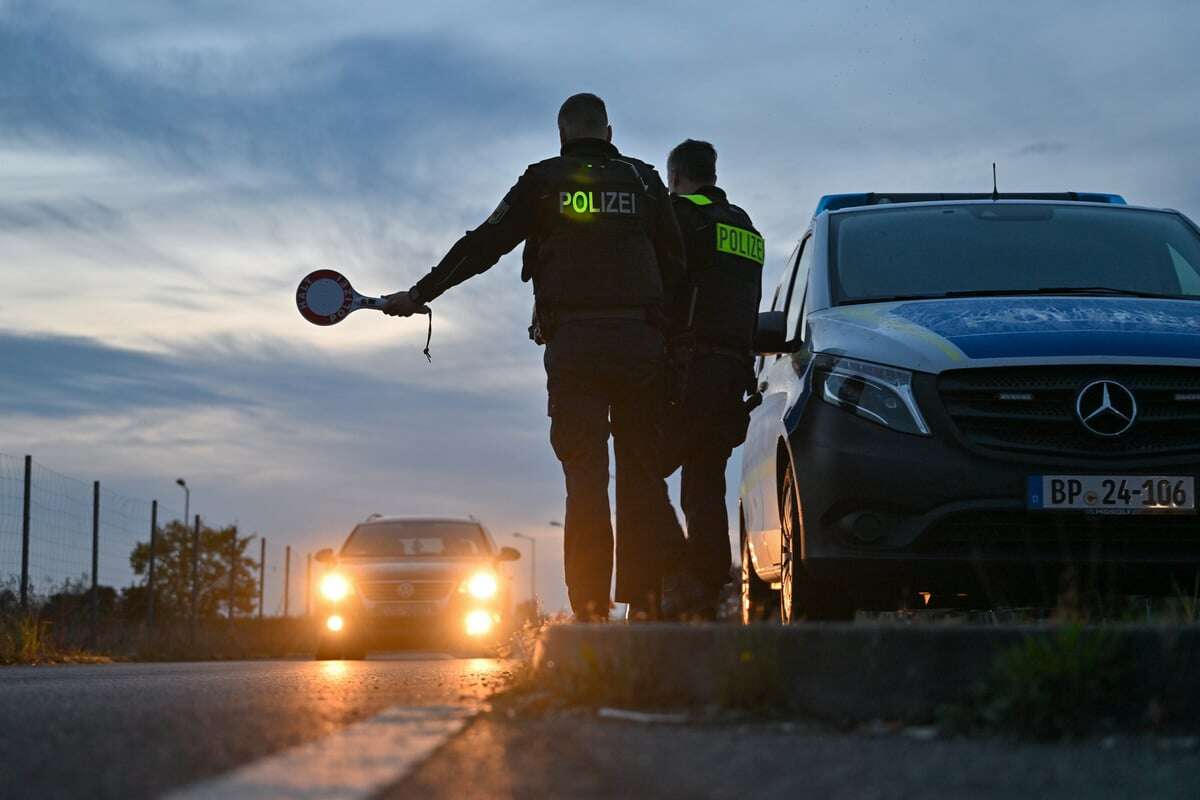 Vier Tonnen zu schwer! Polizei zieht Kleintransporter aus dem Verkehr