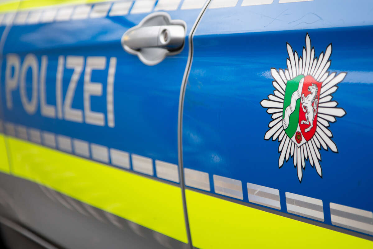 Wilde Verfolgungsjagd durch Köln: 22-Jähriger rast mit 100 km/h durch 30er-Zone