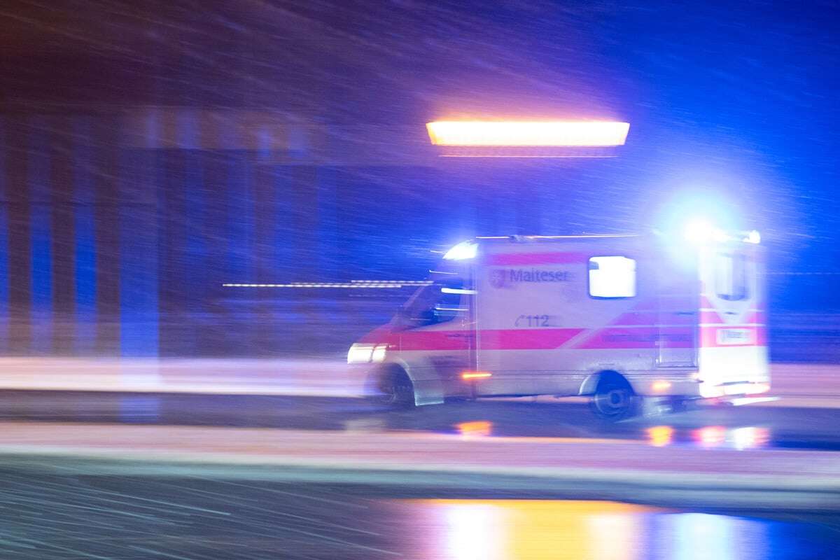 Männer melden sich mit Stichverletzungen bei Polizei: Was steckt dahinter?