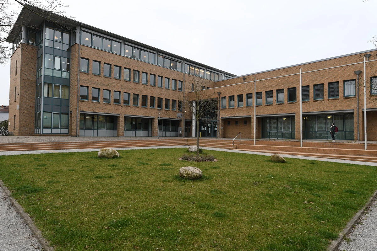 Mann tötet Ehefrau mit 23 Messerstichen: Urteil rechtskräftig