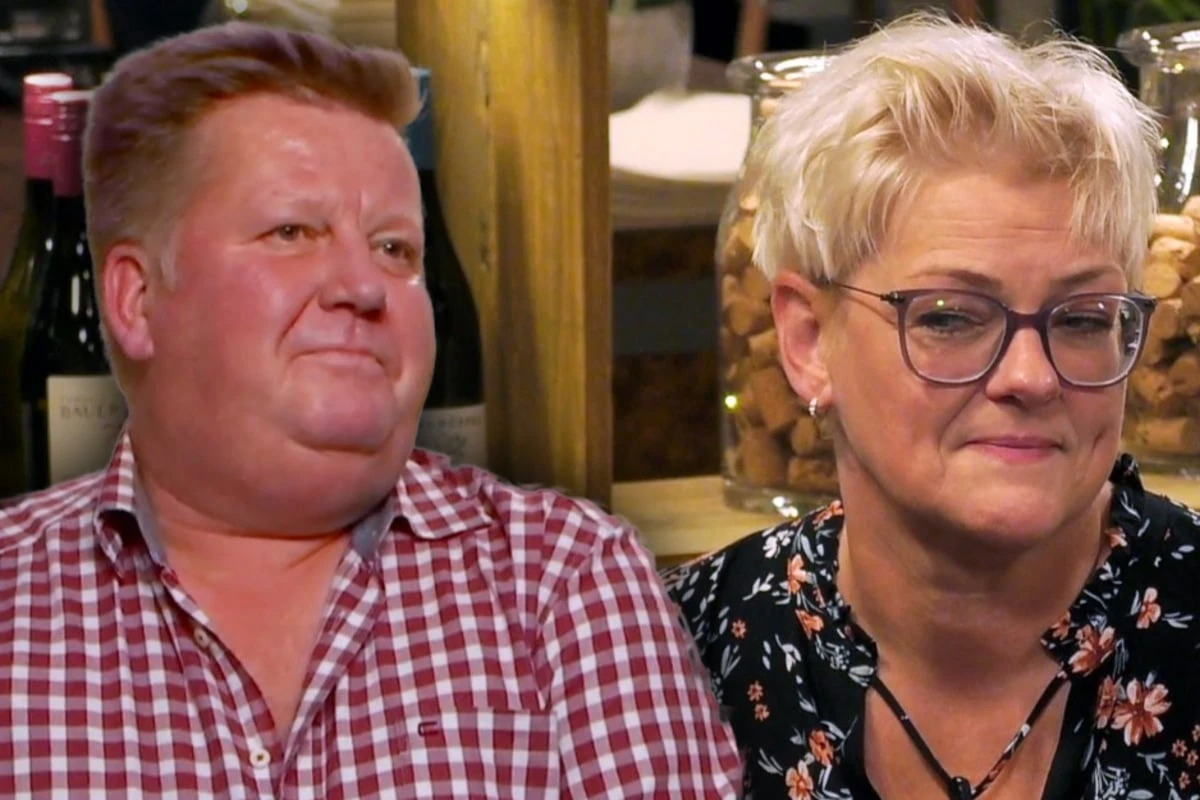 Als Matthias hereinkommt, gehen Petras Mundwinkel sofort nach unten