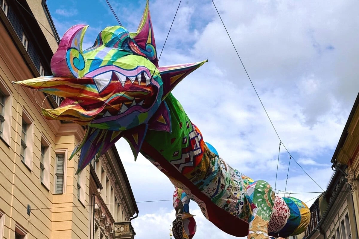 Sorbischer Drache wacht jetzt über Bautzen