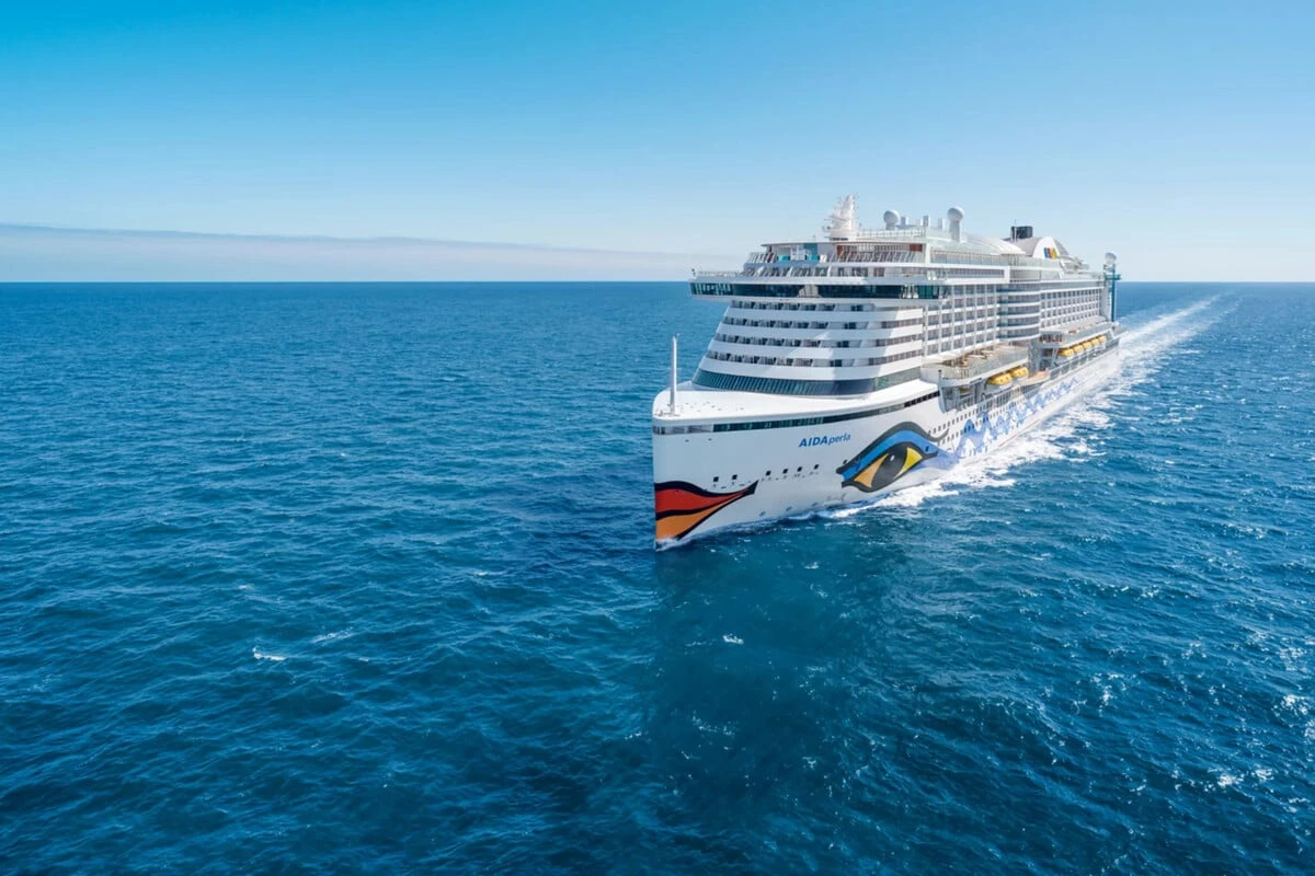 Sturmböen stoppen AIDA: Mega-Schiff muss Kurs abbrechen!