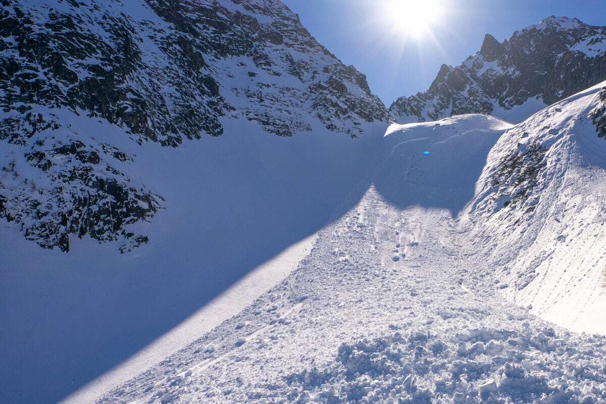 Skifahrer von Lawine getötet: Zwei weitere Todesfälle lassen Behörden rätseln!