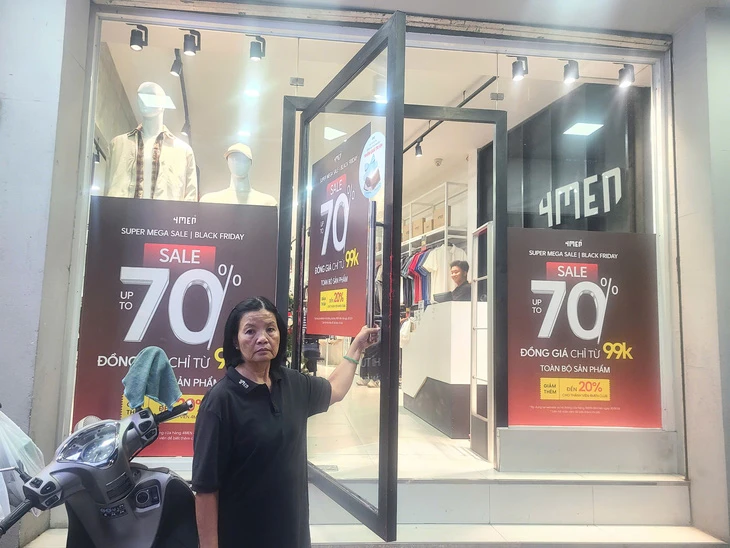 Black Friday chỉ thực sự sôi động buổi tối, người bán lo không đủ doanh số