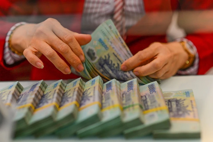 ‘Vua tiền mặt’ sàn chứng khoán: Dầu khí áp đảo, mang hàng chục ngàn tỉ gửi ngân hàng