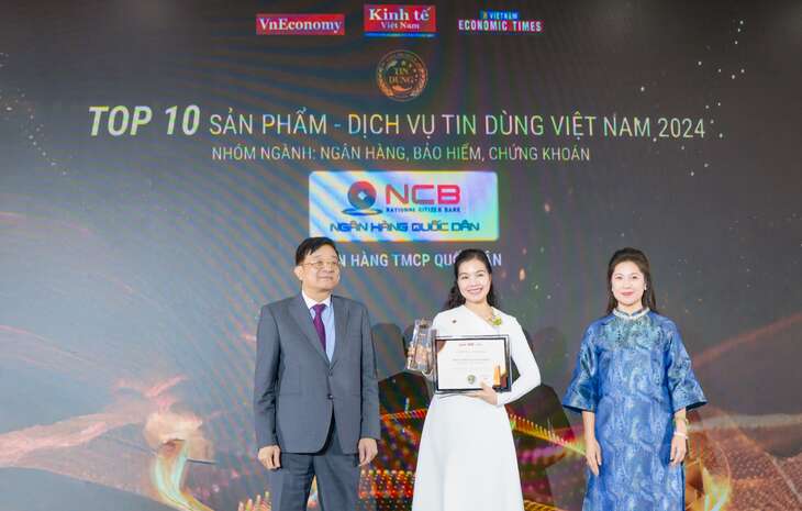 Ứng dụng NCB iziBankbiz cho doanh nghiệp tiếp tục được vinh danh Top sản phẩm Tin dùng Việt Nam