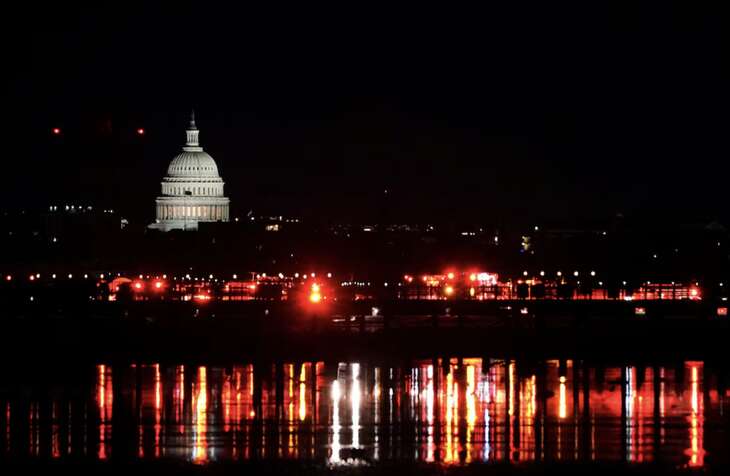 Vì sao vùng trời Washington dày đặc máy bay dân dụng và quân sự?