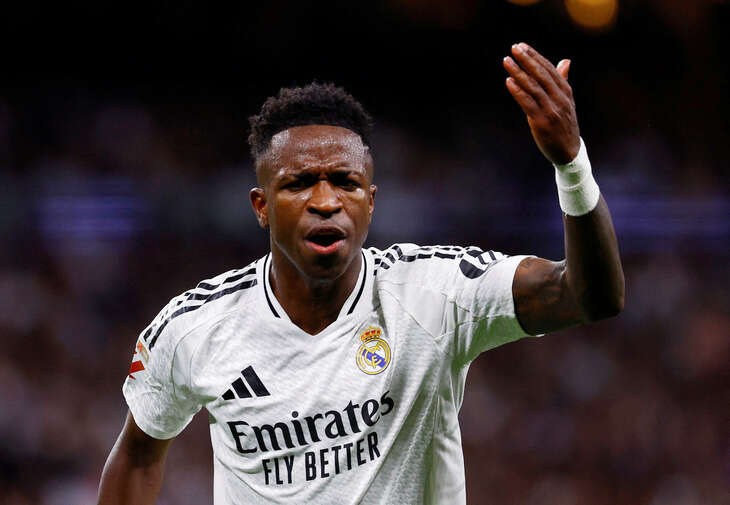 Vinicius chỉ trích UEFA vì lịch thi đấu 'điên rồ' khiến anh chấn thương