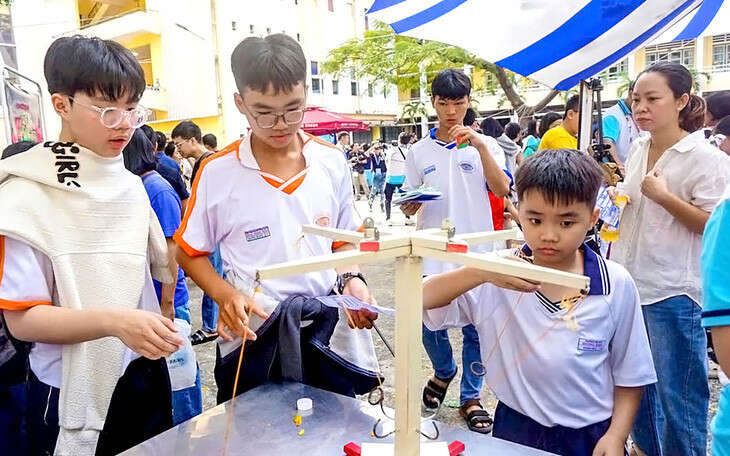 6.000 học sinh, sinh viên khám phá 100 trò chơi học toán thời đại số