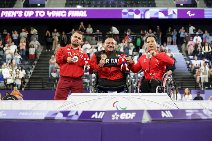 Paralympic 2024: Ngưỡng mộ lực sĩ Lê Văn Công