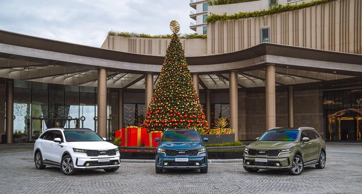Tin tức giá xe: Kia Sorento hybrid giảm niêm yết tới 120 triệu đồng, 'mềm' hơn cả Honda CR-V hybrid