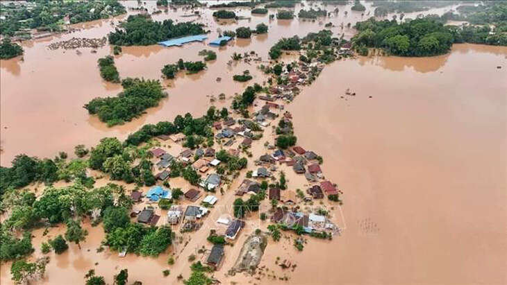 Bão Yagi rời Việt Nam, gây mưa lũ tiếp ở Lào, Myanmar