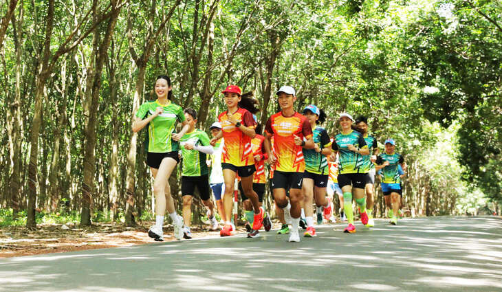 Hoàng Nguyên Thanh cùng 10.000 runner dự Bình Phước Marathon 2024