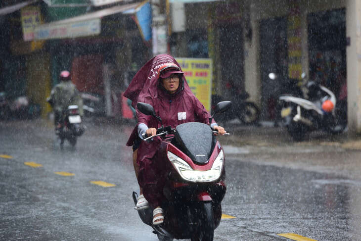 Mưa lớn ở TP.HCM còn kéo dài tới khi nào?