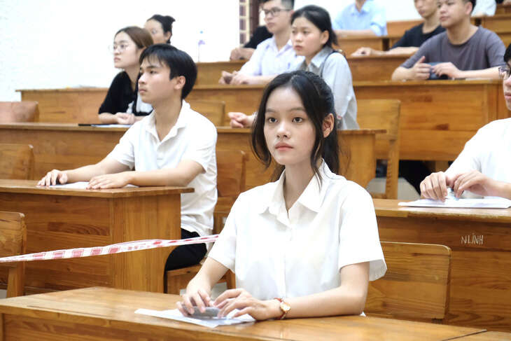 Đại học Kinh tế quốc dân công bố đề án tuyển sinh đại học, xét tuyển 4 tổ hợp