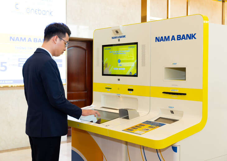 Nam A Bank giao dịch xuyên lễ