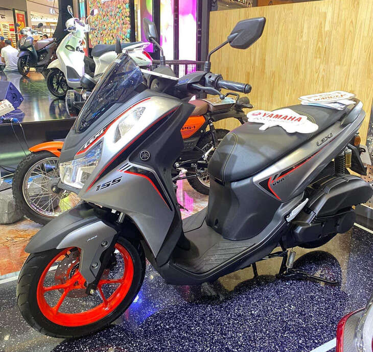 Tranh cãi về Yamaha LEXi 155: Người lo nối gót PCX, người tiếc nuối không phải là Nmax