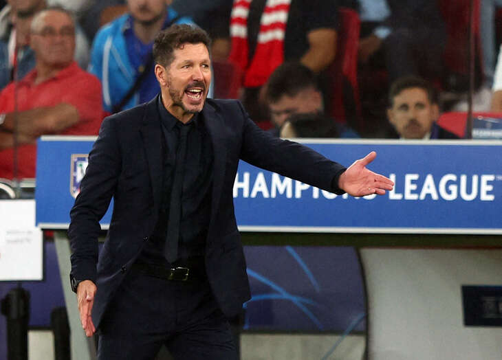 HLV Simeone chỉ trích trọng tài khiến Atletico Madrid thất thủ