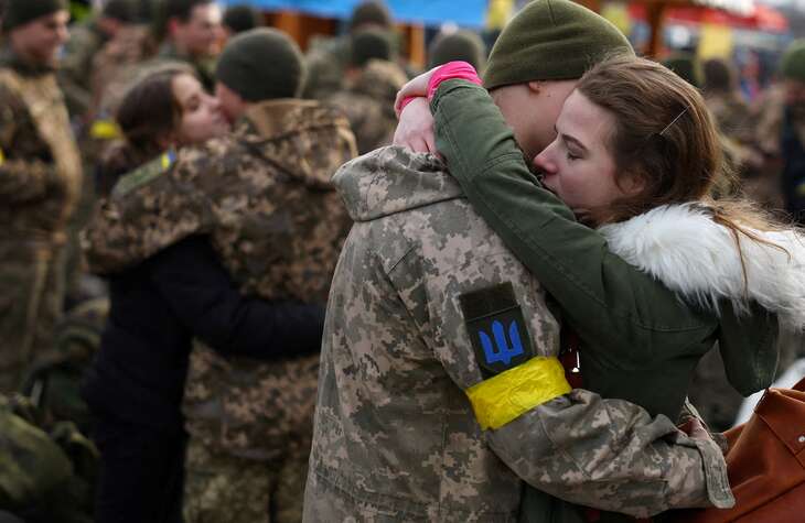 Bộ Quốc phòng Ukraine kêu gọi toàn dân 'quên cuộc sống yên bình' để đánh bại Nga