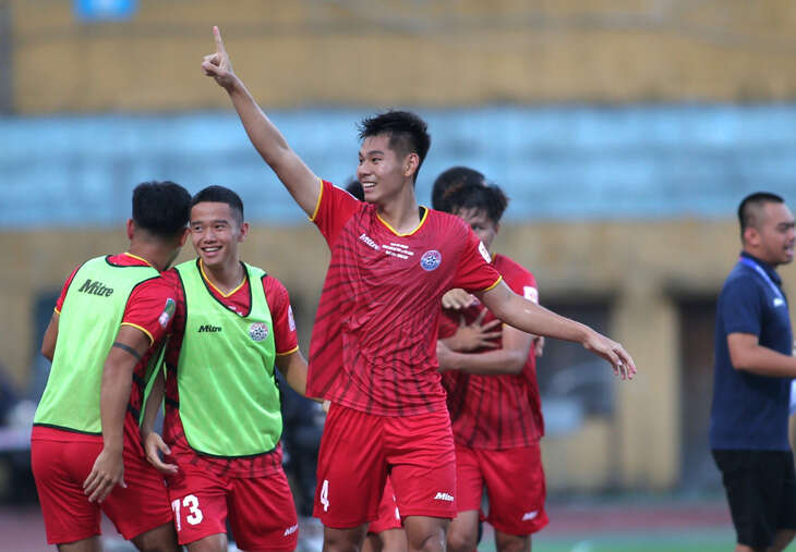 Hồng Lĩnh Hà Tĩnh ở lại V-League