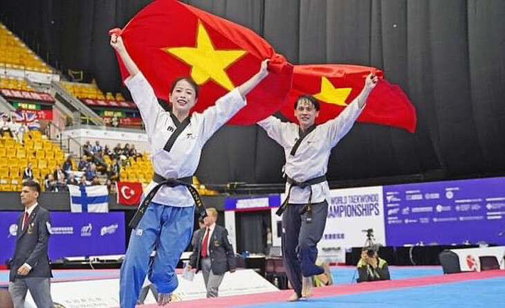 Hai ngày, Châu Tuyết Vân giành 2 HCV taekwondo thế giới