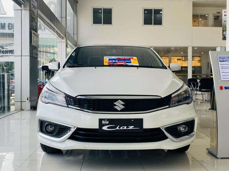 Tin tức giá xe: Suzuki Ciaz dọn kho, giảm giá 80 triệu tại đại lý