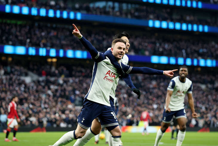 Thua Tottenham, Man United rơi xuống vị trí thứ 15