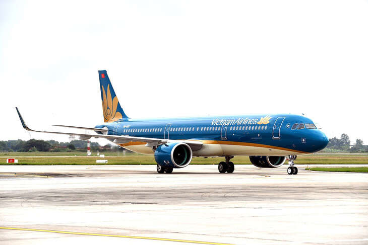 Vietnam Airlines bán hạng ghế phổ thông đặc biệt, khách ra cửa máy bay ưu tiên