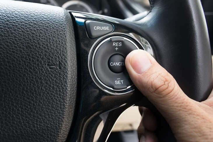 Người Việt hay dùng Cruise Control khi đi cao tốc, nhưng dễ gây tai nạn