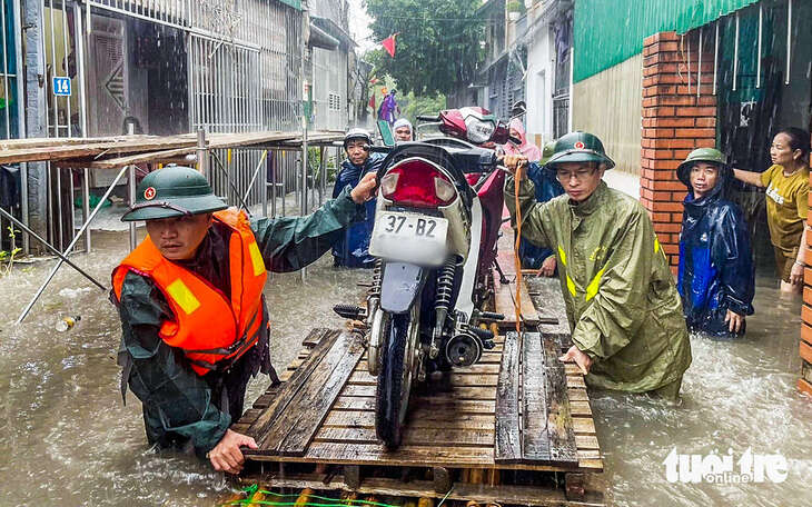 3 người chết vì mưa lũ, Nghệ An di dời hàng trăm hộ dân