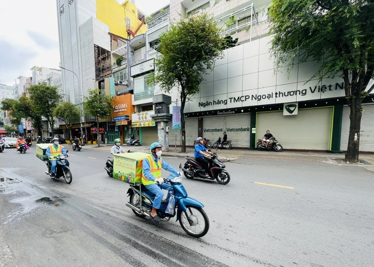 Quận 10 có thêm 8 đường không rác, phạt nặng tay người xả bậy