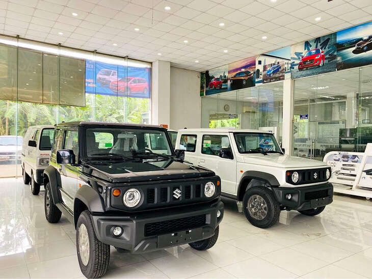 Tin tức giá xe: 'Xe chơi' Suzuki Jimny giảm gần 80 triệu tại đại lý, xuống ngang Xforce bản cao nhất