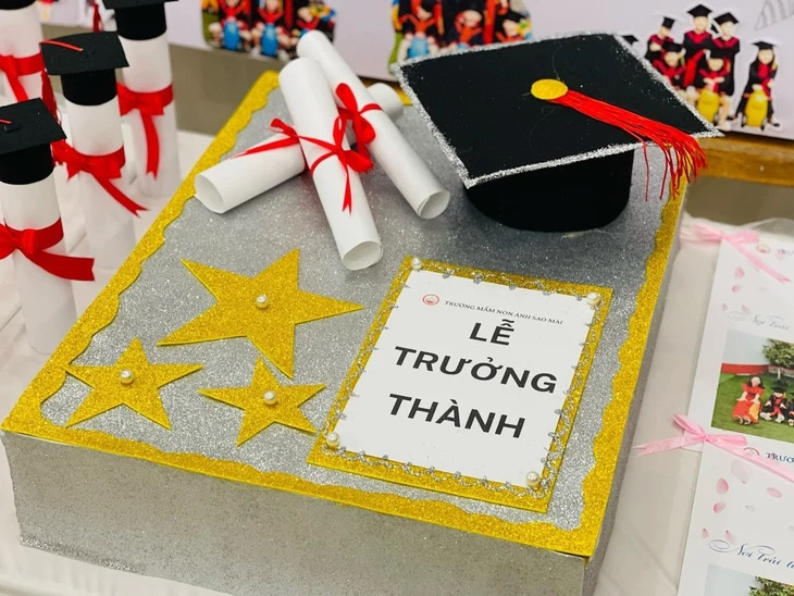 Tranh luận trái chiều quanh việc 'trẻ mầm non có lễ tri ân trưởng thành'