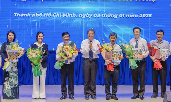 Ông Nguyễn Thành Phong làm chủ tịch hội đồng khoa học viện nghiên cứu Trường đại học Sài Gòn