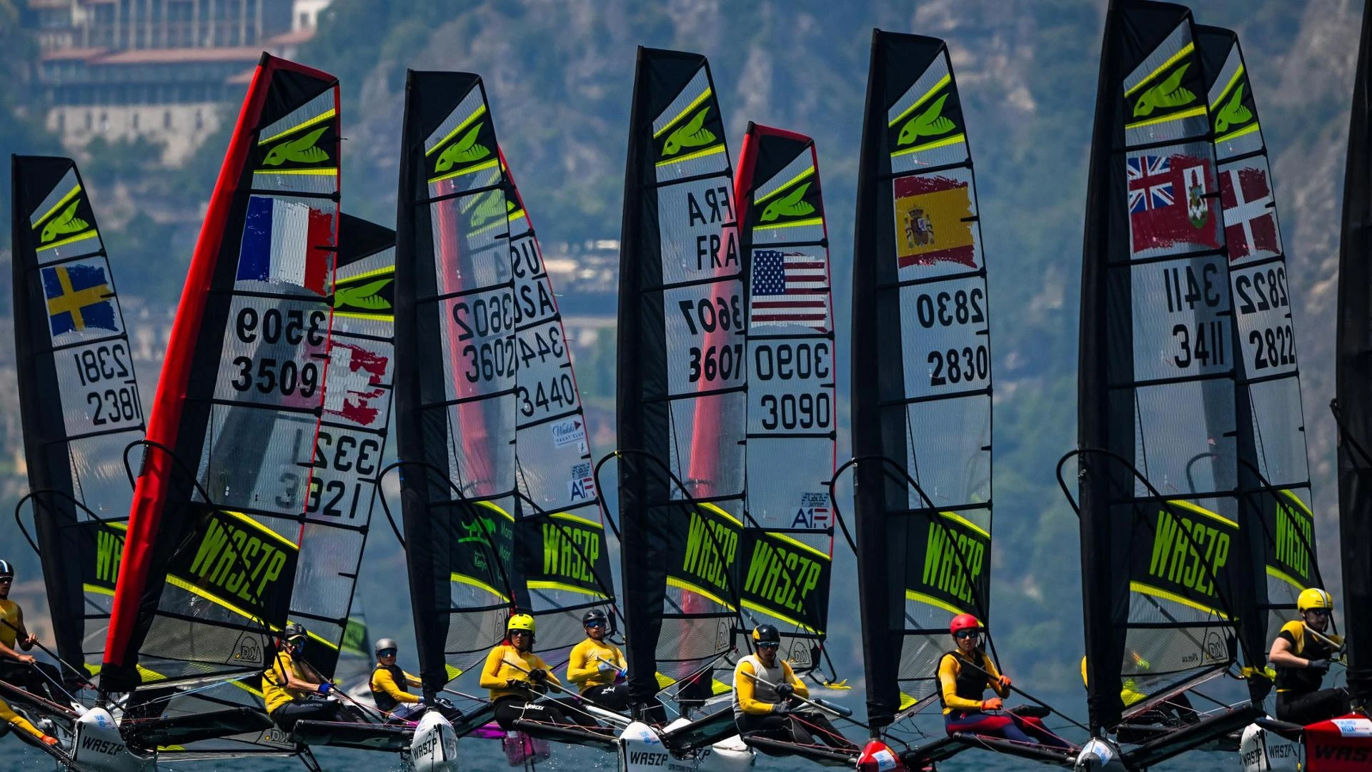 Il momento d’oro della vela “volante” al centro della Foiling Week