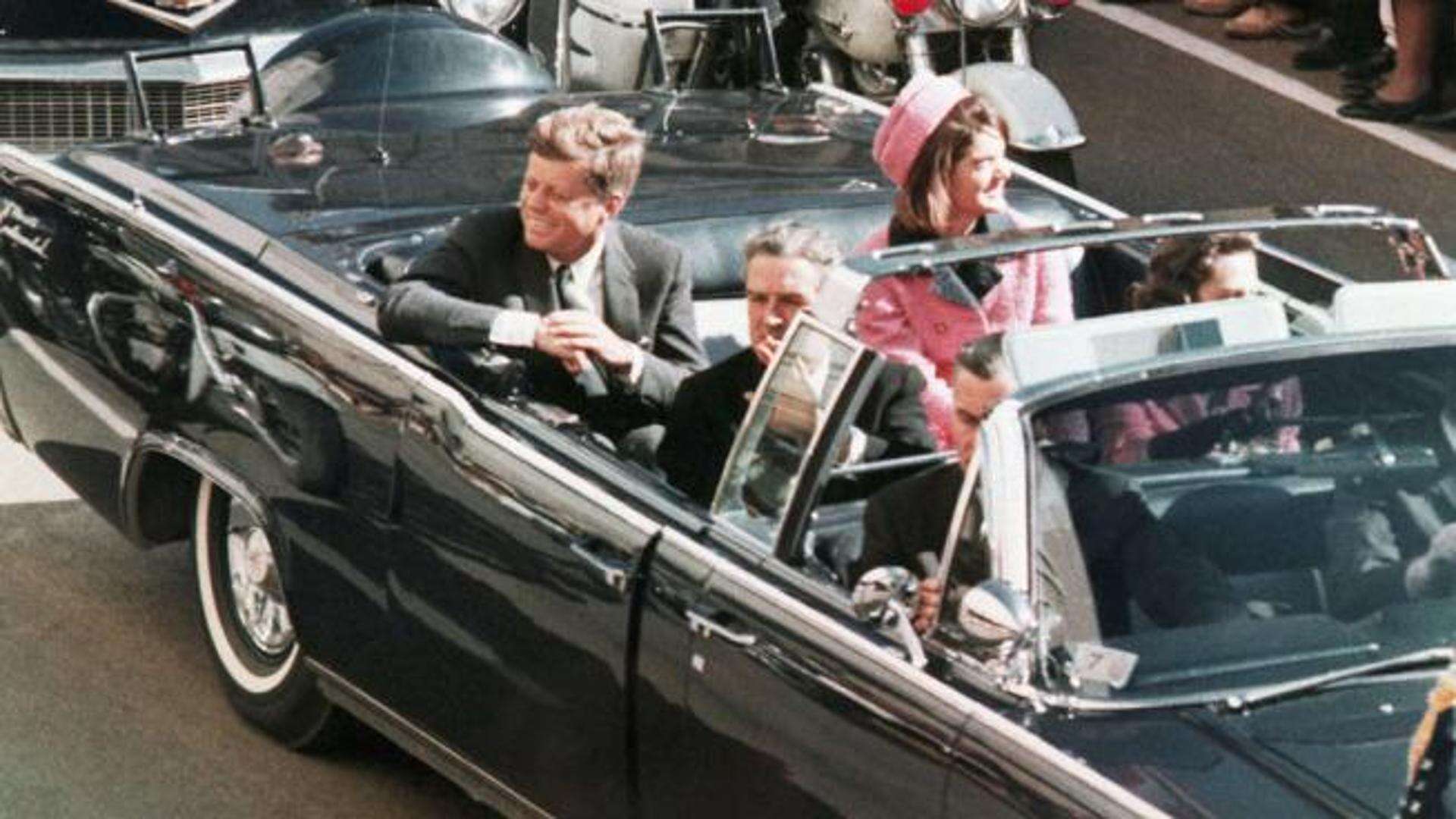 Media: “Dopo l’ordine di Trump l’FBI ha trovato i documenti segreti dell’assassinio Kennedy”