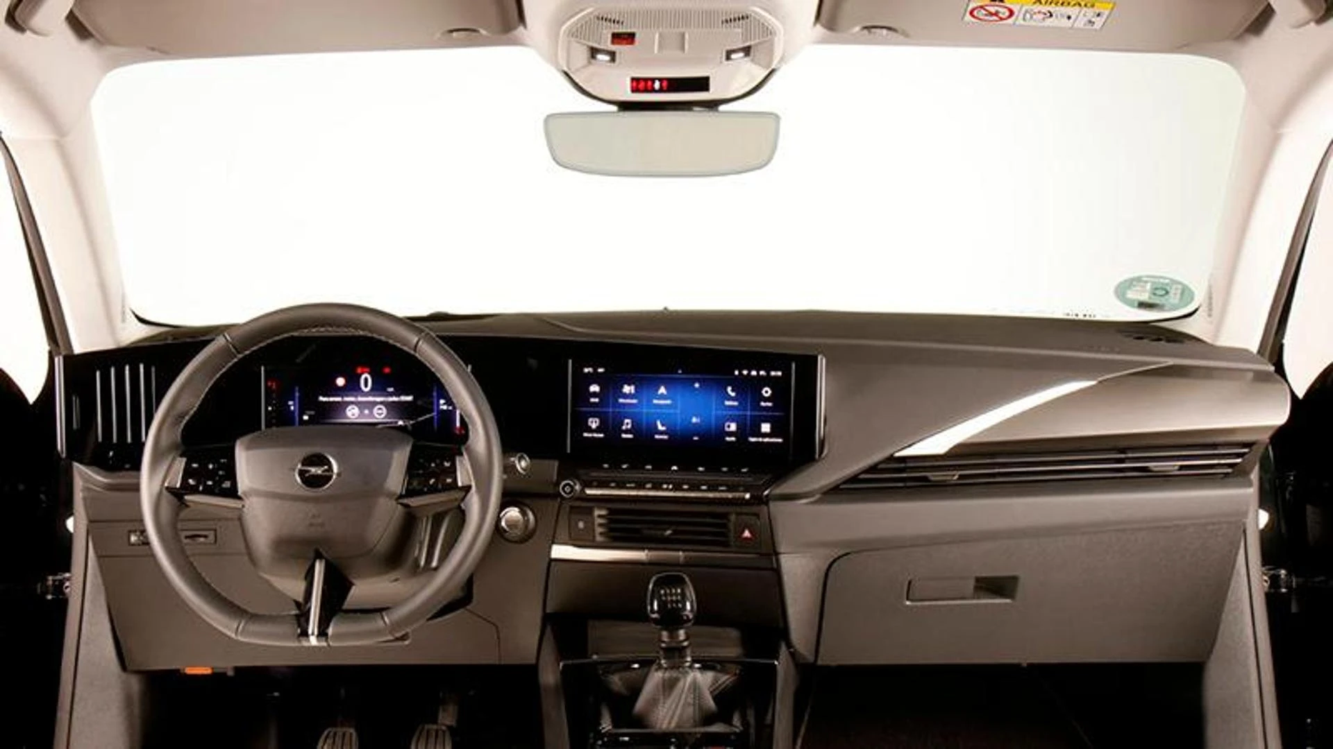 Opel Astra, arriva l’ibrida plug-in