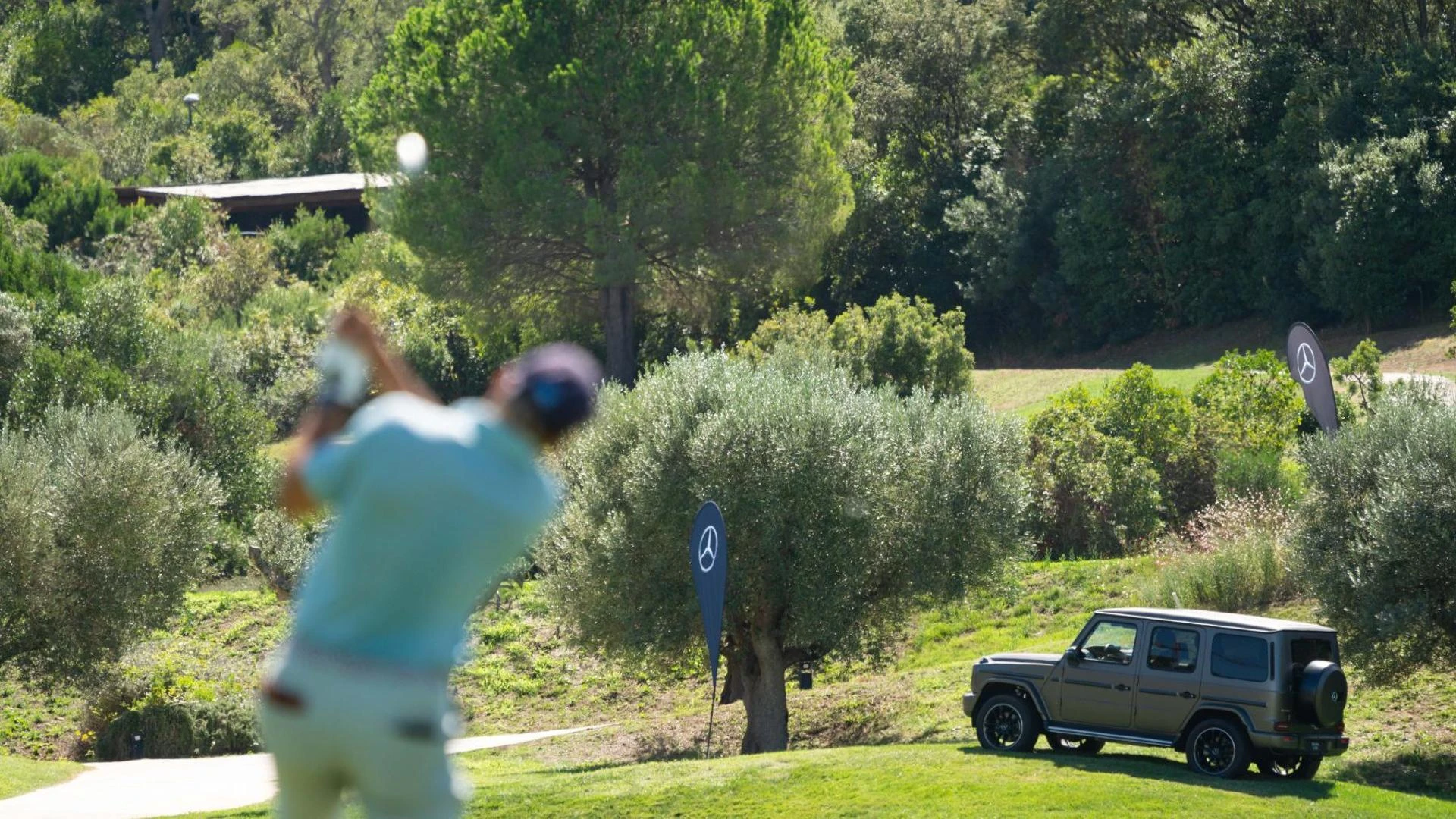 Mercedes, che festa sui campi da golf