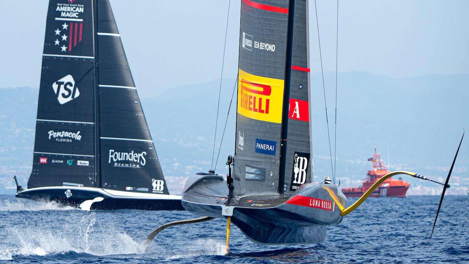 America’s Cup, LVC: Luna Rossa vince e sale in vetta alla classifica