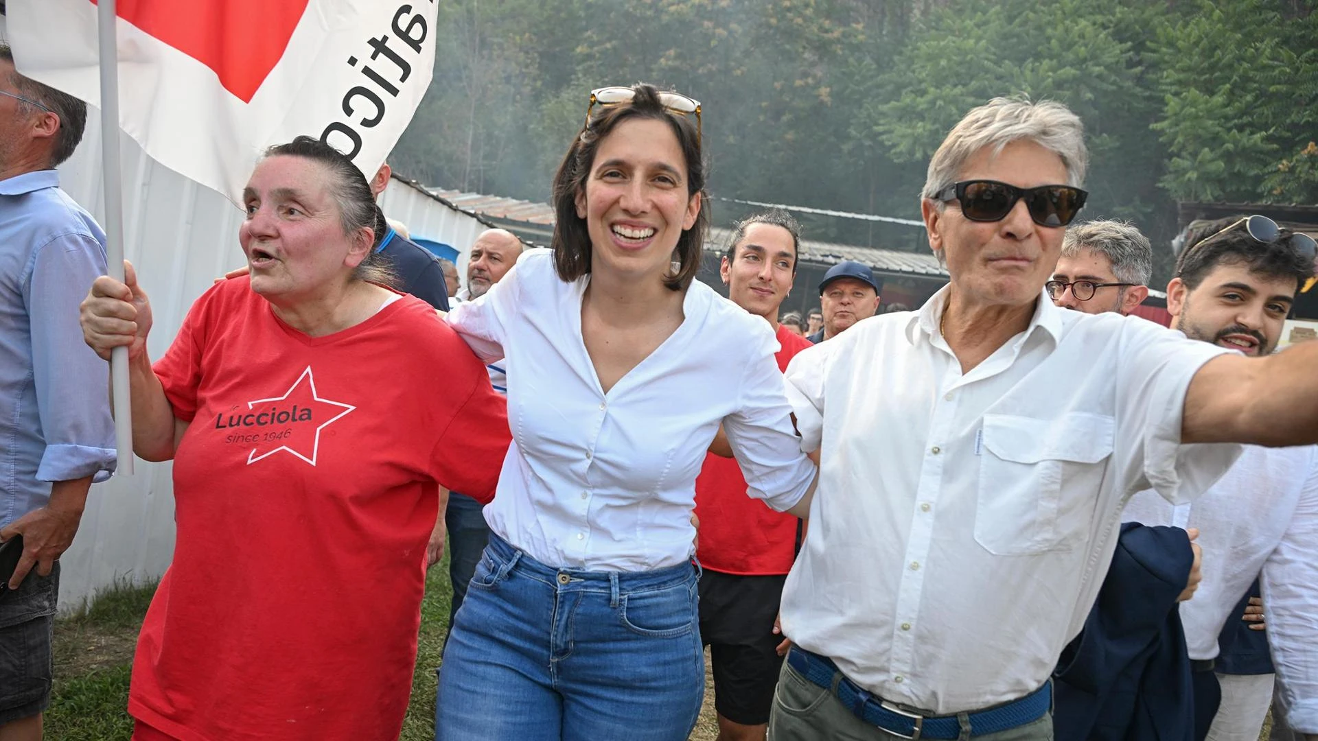 Schlein, migranti, salari e regionali: “Tra due anni al governo difenderemo lavoro e diritti”