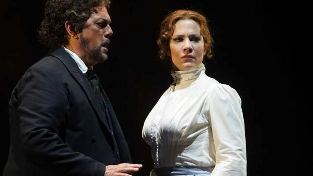 Piacenza, schiaffi all’opera: melomane aggredisce una spettatrice “perché parlava” durante l’Otello di Verdi