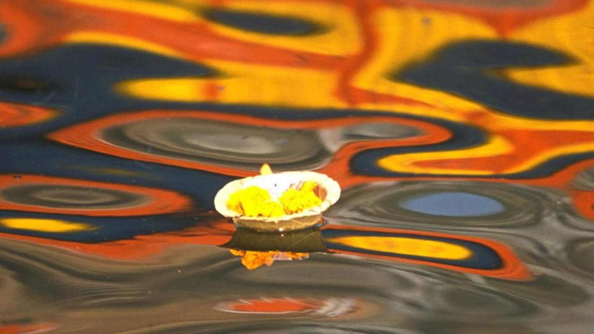 Divali, la festa indù delle luci, celebrazione della vittoria del bene sul male